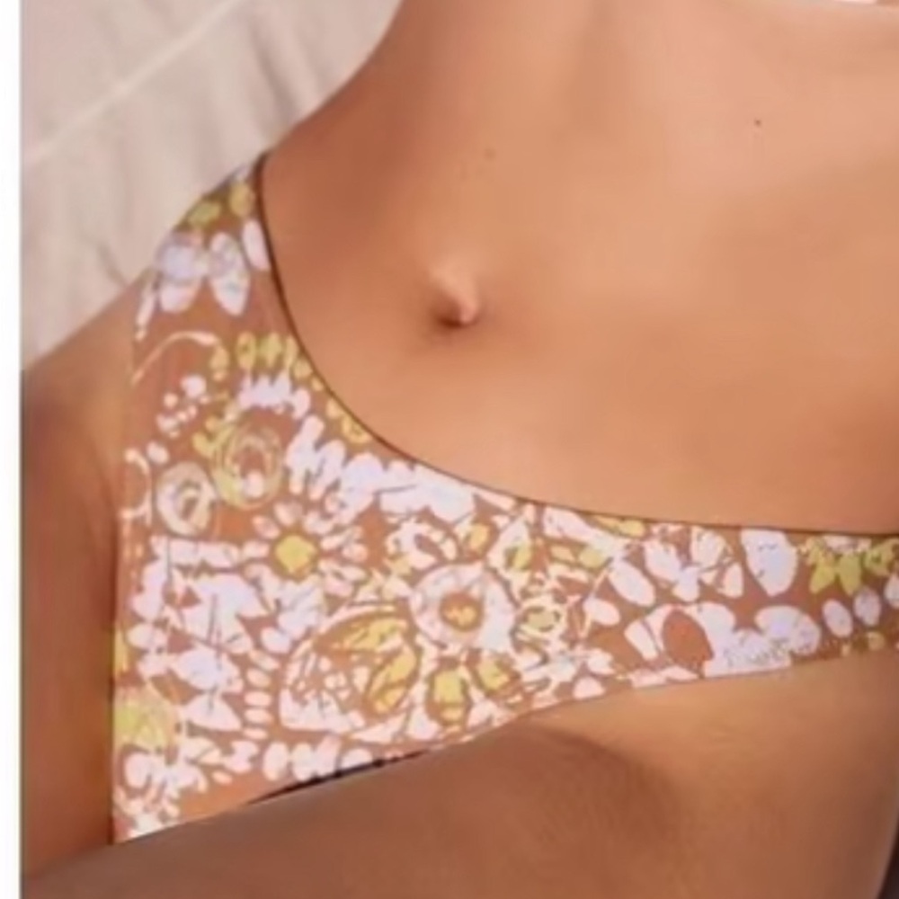 Aerie Cheekiest Coupe Tres Echancree Bikini Bottom Size M